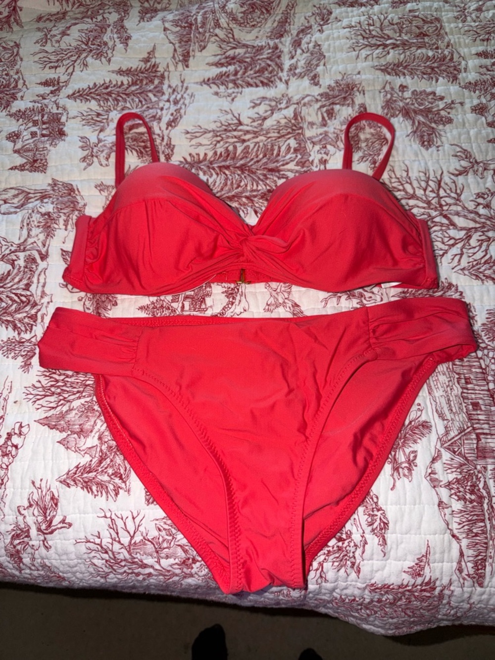 Helen Jon Twist Underwire Bra Top & Hipster Bottom Bikini Set